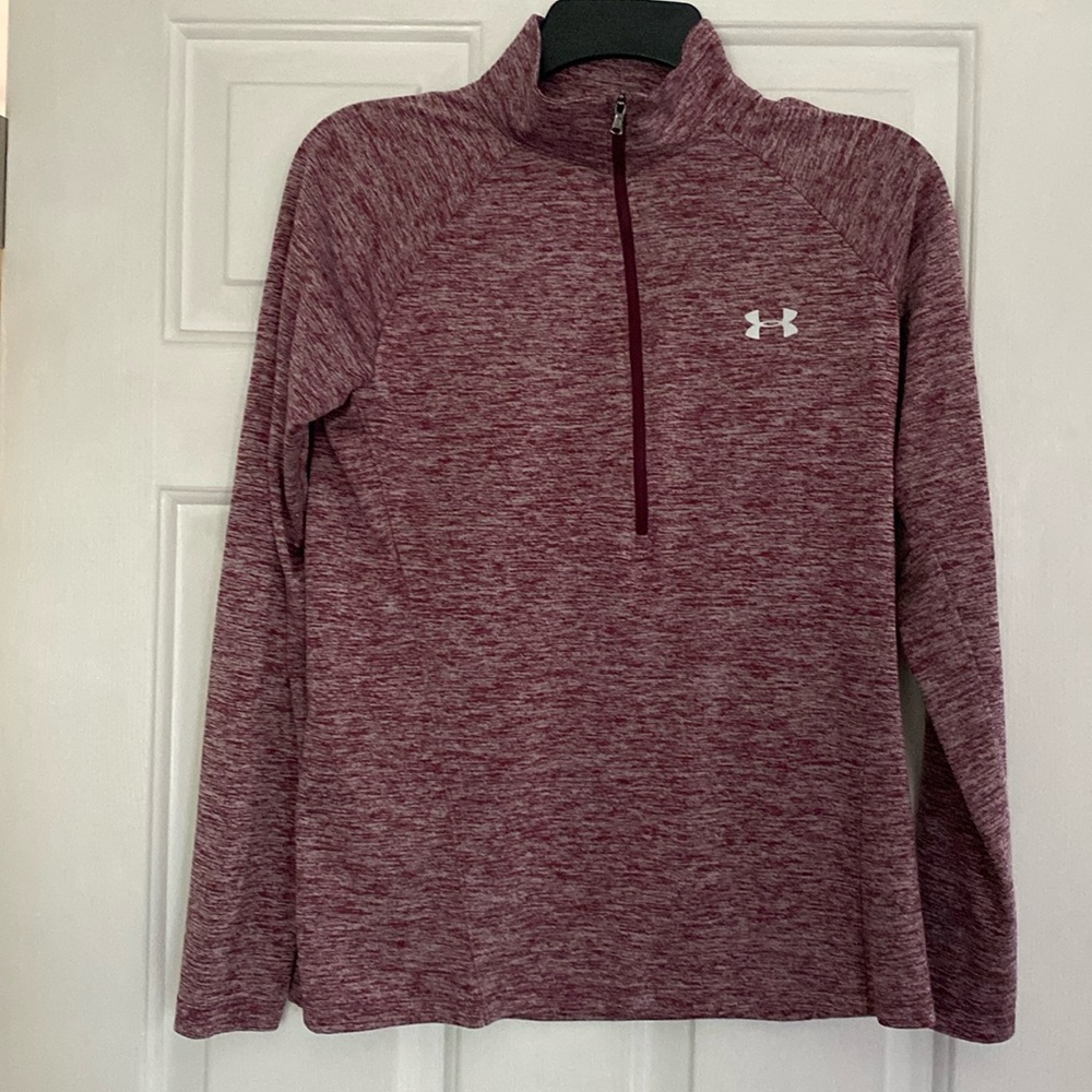 Under Armour 1/4 zip, excellent condition.